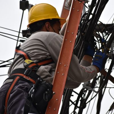 retiro cables calle Alvarado 2