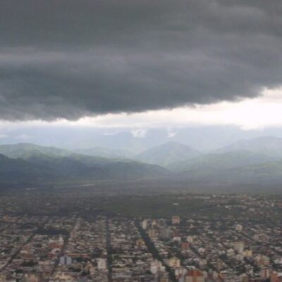 ciudad de Salta nublado