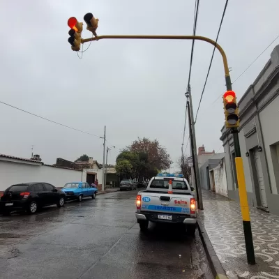 semáforo Belgrano y Junín 4